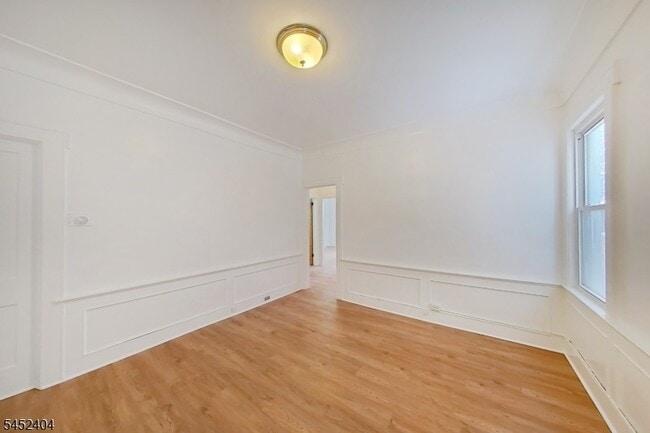 Photo - 183 Broad St Unit 1R