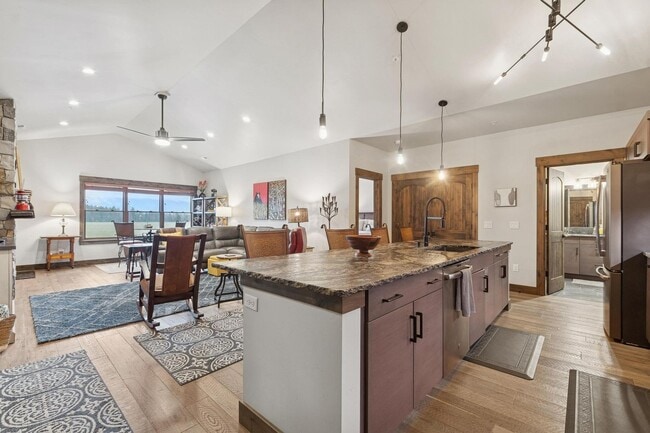 Building Photo - Delightful Monterra 2 Bed 2 Bath Condo with Views of Glacier Park