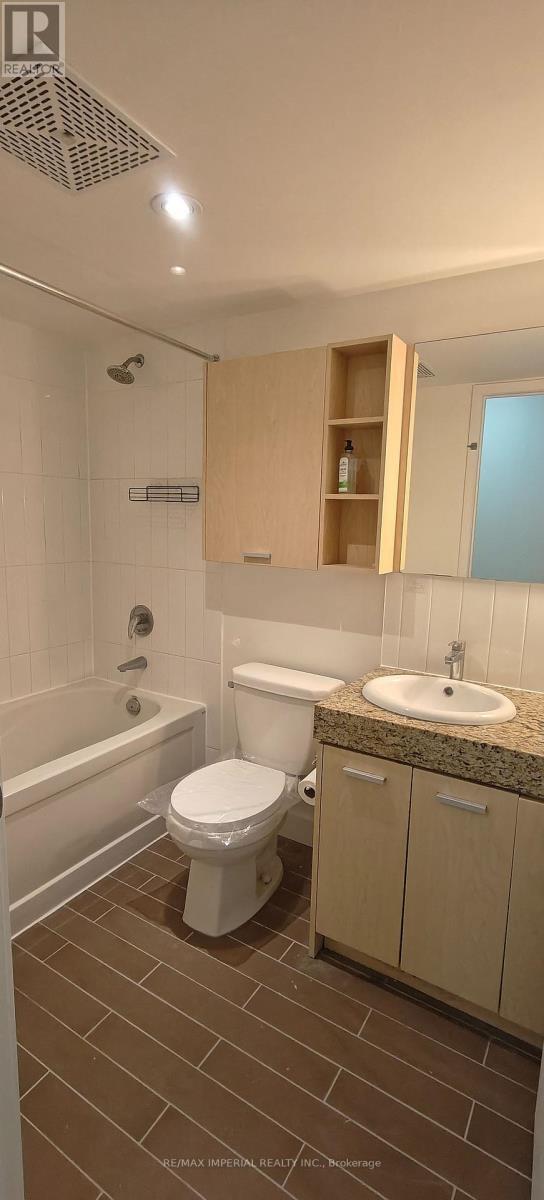 Photo - 33 Singer Ct Unit 812