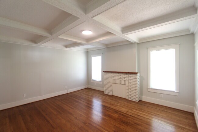 Photo - 4753 2nd Ave N