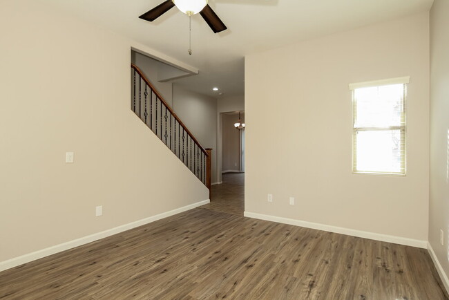 Photo - 10324 W Sands Dr