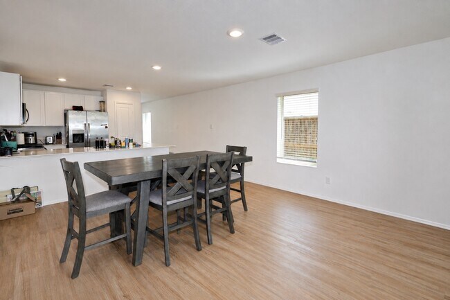 Photo - 7430 Clover Chase Dr