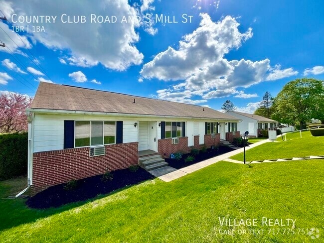 Building Photo - 811 Country Club Rd Unit #2 Rental