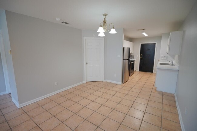 Photo - 859 W Brevard St