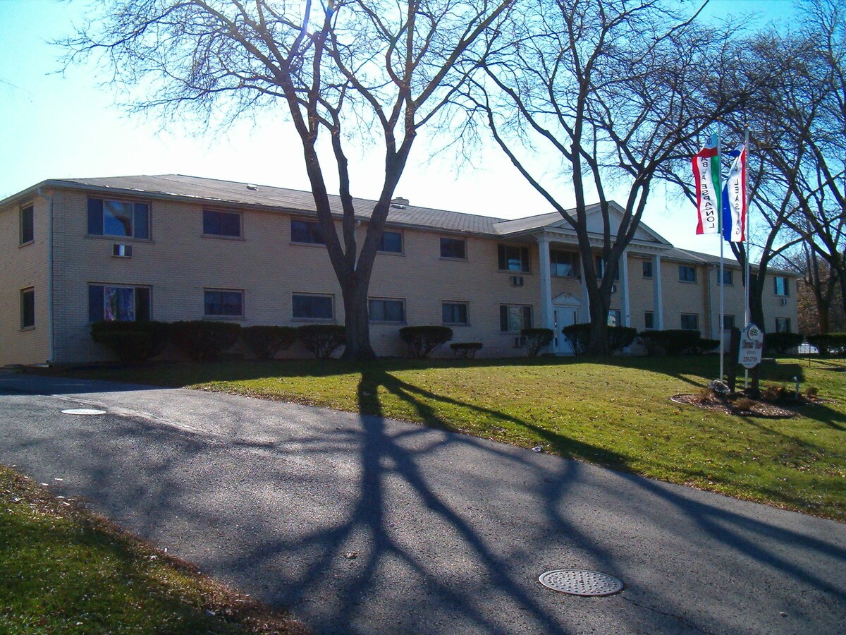 Photo - 5021 Old Middleton Rd Apartments