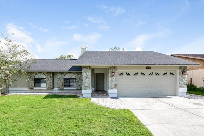 Building Photo - 1124 Blufield Ave