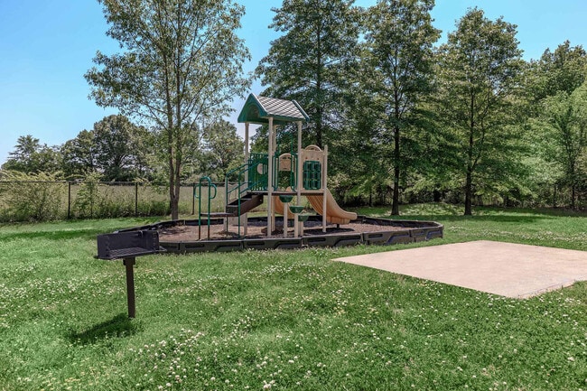 Photo - Cedar Park Apartments