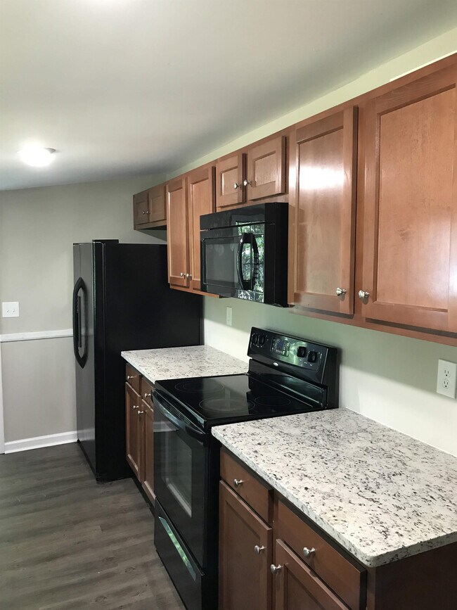 Photo - 7337 Wakefield Ave