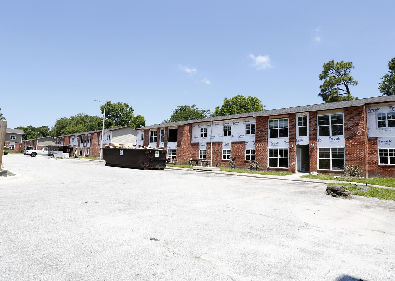 Photo - Spring Branch