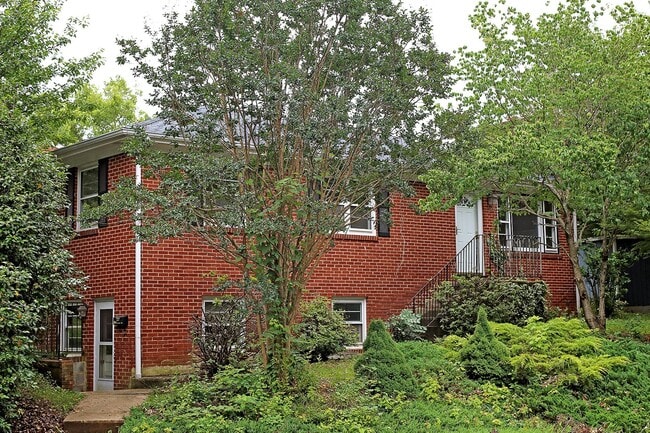 Pet-Friendly Locust Grove Home Near Public... - Pet-Friendly Locust Grove Home Near Public...