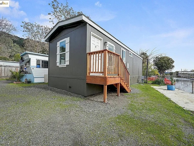 Building Photo - 9510 Harbor Dr