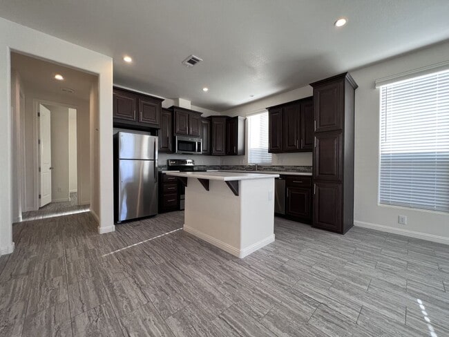 Photo - 2206 S Ellsworth Rd