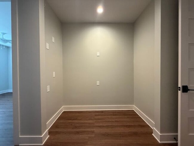 Photo - Modern 2 Bedroom Condo in the Heart of Melrose