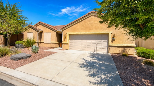 Building Photo - 1806 Sunstar Dr