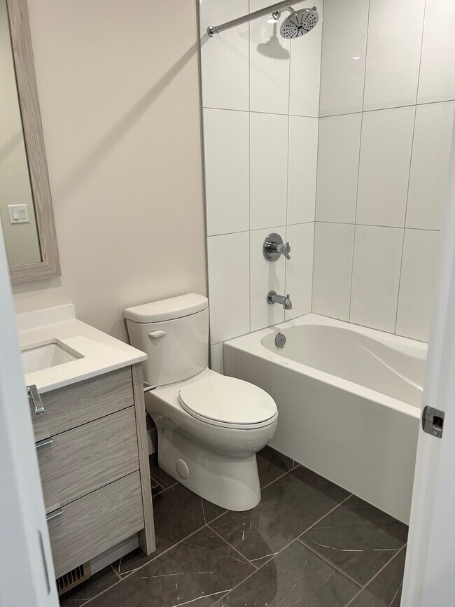 Photo - 45500-45500 Campus Dr