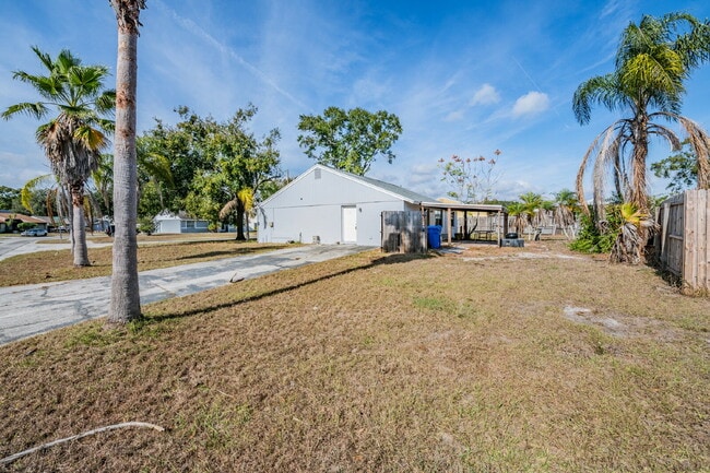 Photo - 16001 Saddlestring Dr