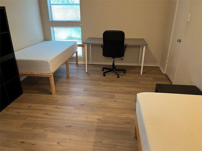 Photo - 2311 Nueces St Unit 301
