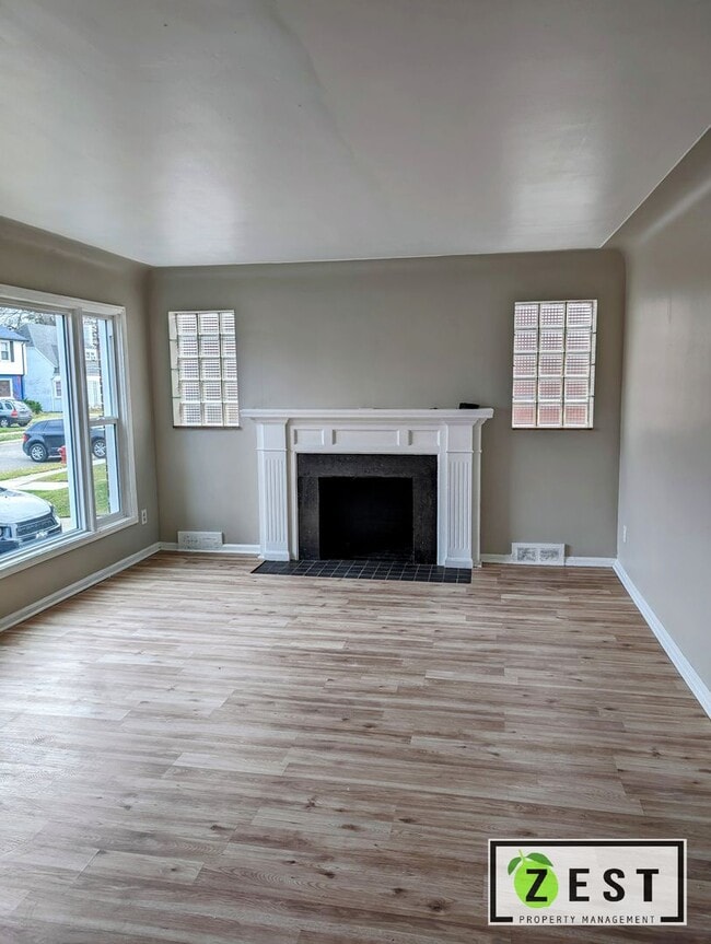 Charming brick bungalow - Charming brick bungalow