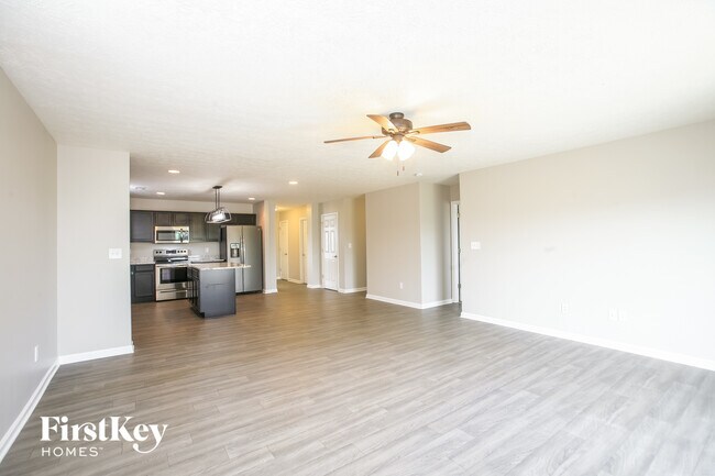 Photo - 5846 Wintersweet Ln