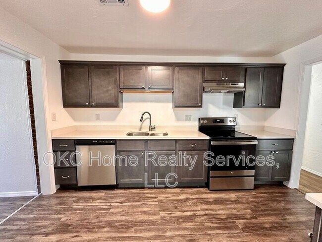 Photo - 2537 NW 35th St