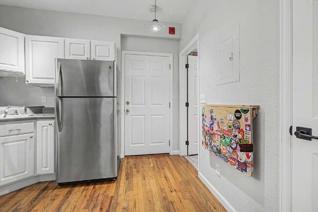 Photo - Adorable Studio in 1909 Building! Heart of Capitol Hill Unit 103