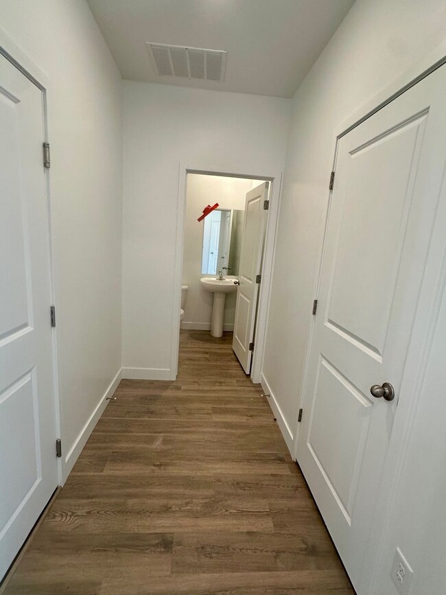 Photo - BRAND NEW Long Valley Home