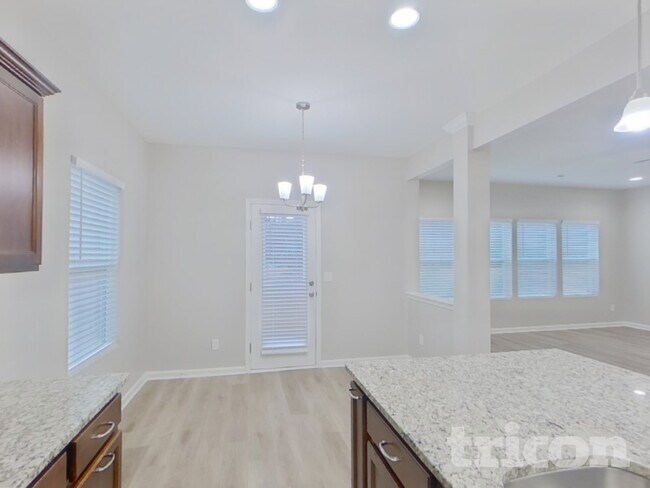 Photo - 15015 Ockeechobee Ct