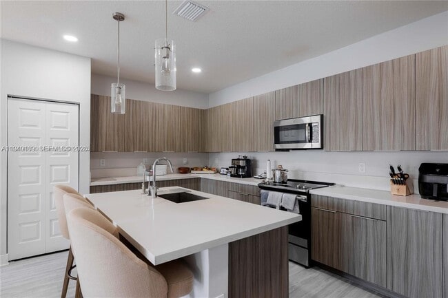 Photo - 4714 NW 84th Ct