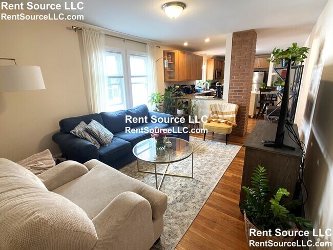 Building Photo - 78 Ten Hills Rd Rental