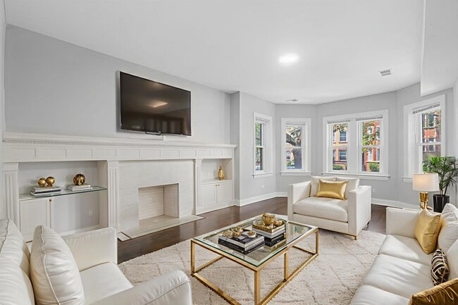 Photo - 8129 S Maryland Ave Unit 1