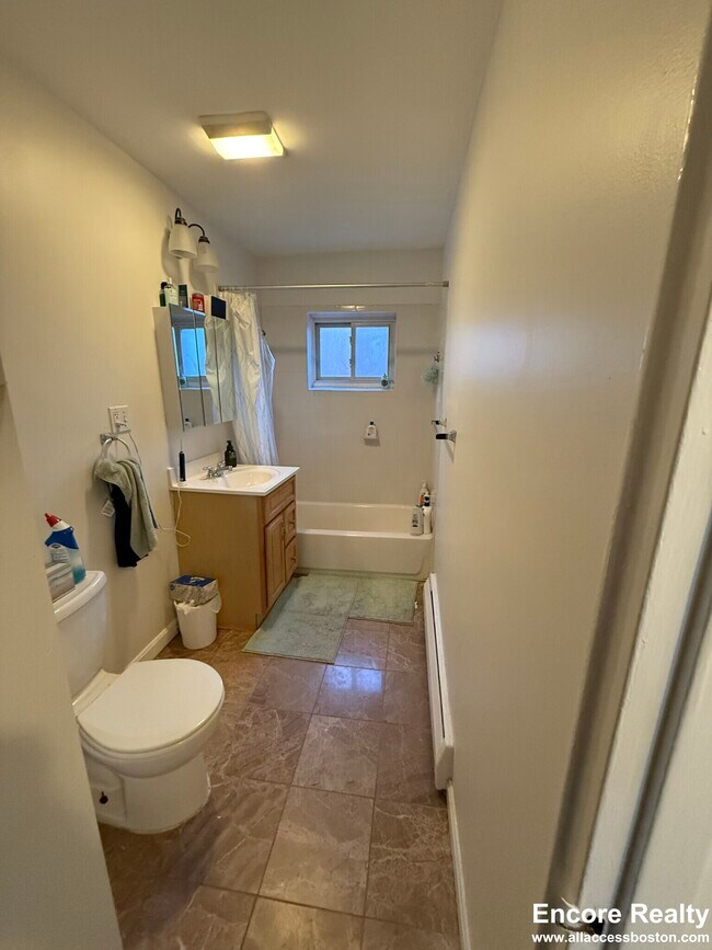 Photo - 69 Chiswick Rd Unit 15