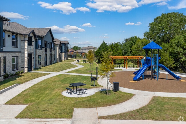 Designated Bark Park - The Crossing at Clear Creek