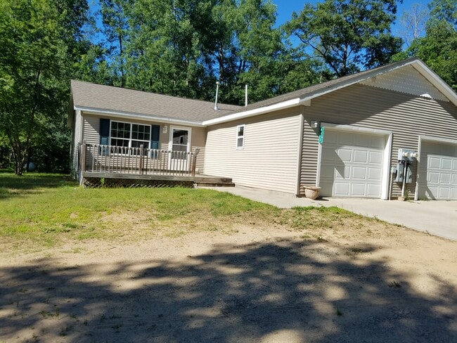 Building Photo - 4417 Krys Rd