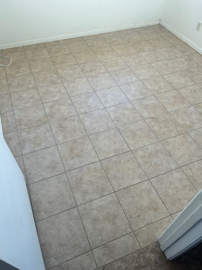 Photo - 1716 Sunrise Rd