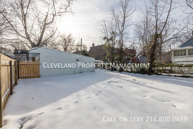 Photo - 9701 Macon Ave