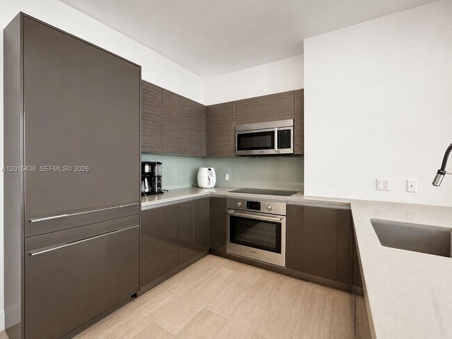 Photo - 1080 Brickell Ave Unidad 1705