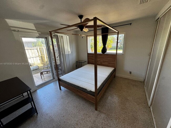 Photo - 2125 NE 14th Ave Unidad 1