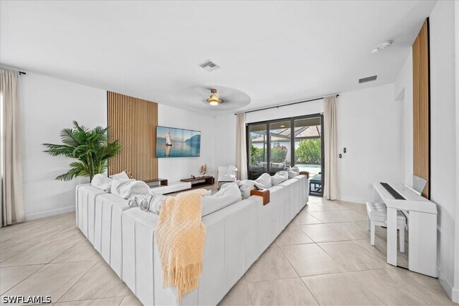 Photo - 14470 Secret Garden Cove