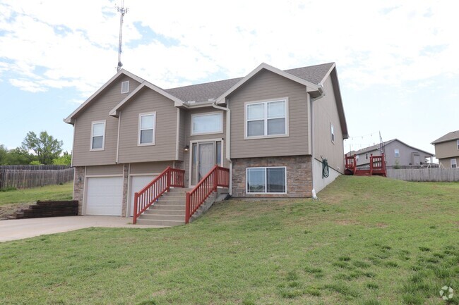 Building Photo - Gorgeous Home for Rent