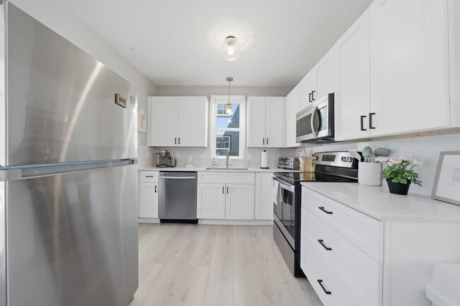 Photo - 2819 S Pine St