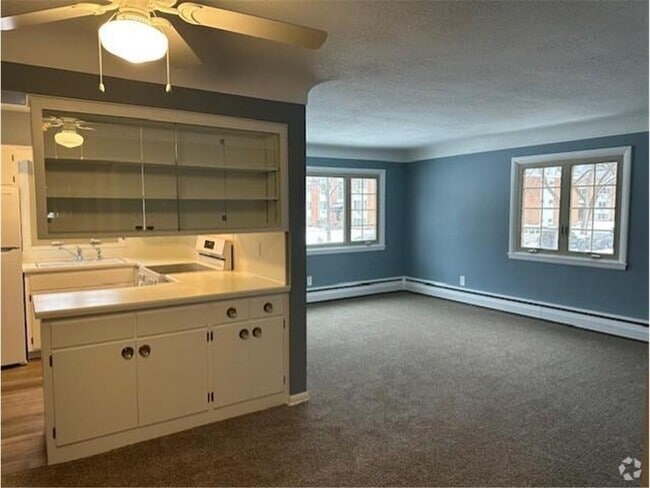 Building Photo - 4445 Chowen Ave S Rental