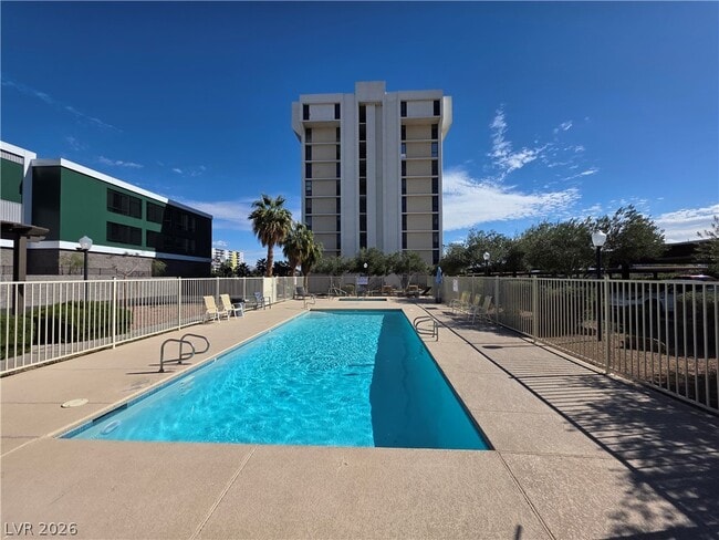 Photo - 3930 University Center Dr Unit 102