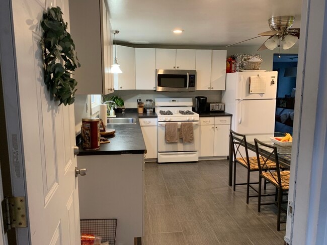 Photo - 42 Mechanic St Unidad 2