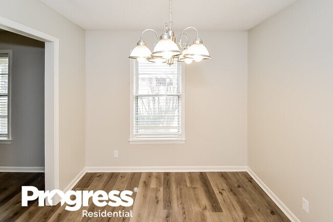 Photo - 9077 Neil Ave