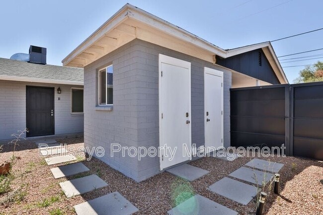 Photo - 825 E Alice Ave