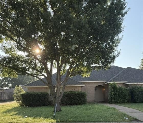 Building Photo - 7305 Redfield Dr