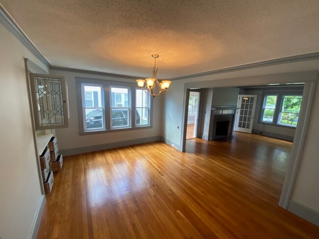 Photo - 144 Russell St Unit 1