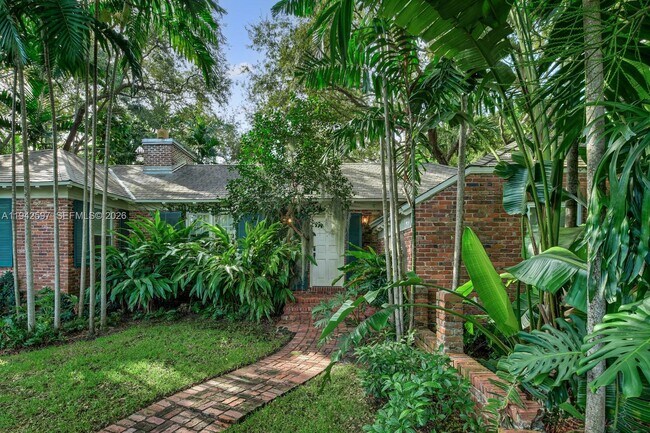 530 Melaleuca Ln