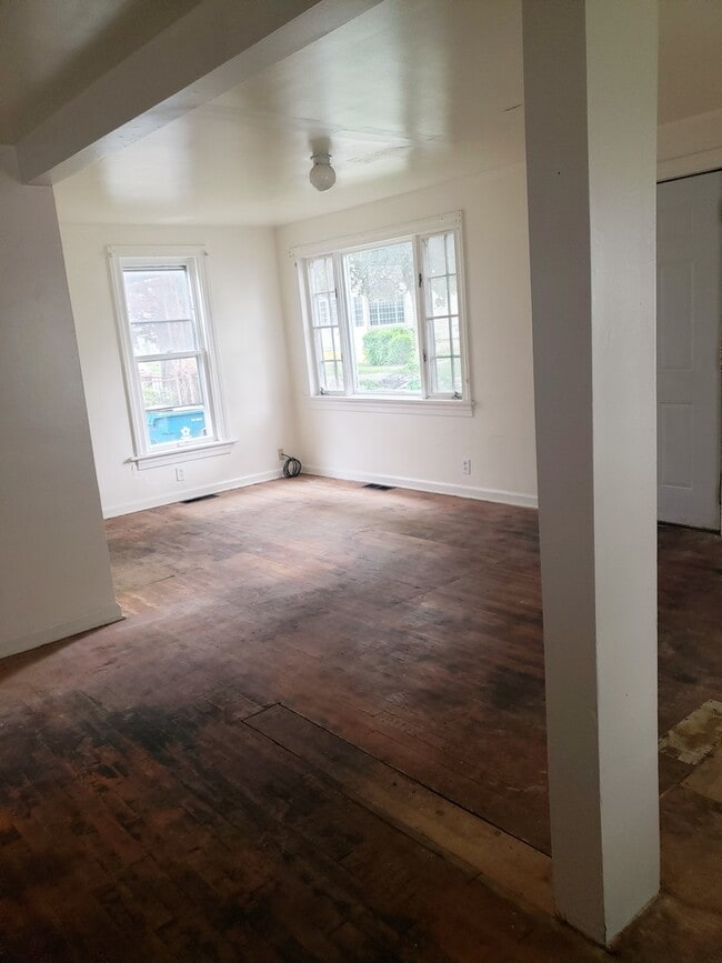 Photo - 409 Hendry St Unit 409