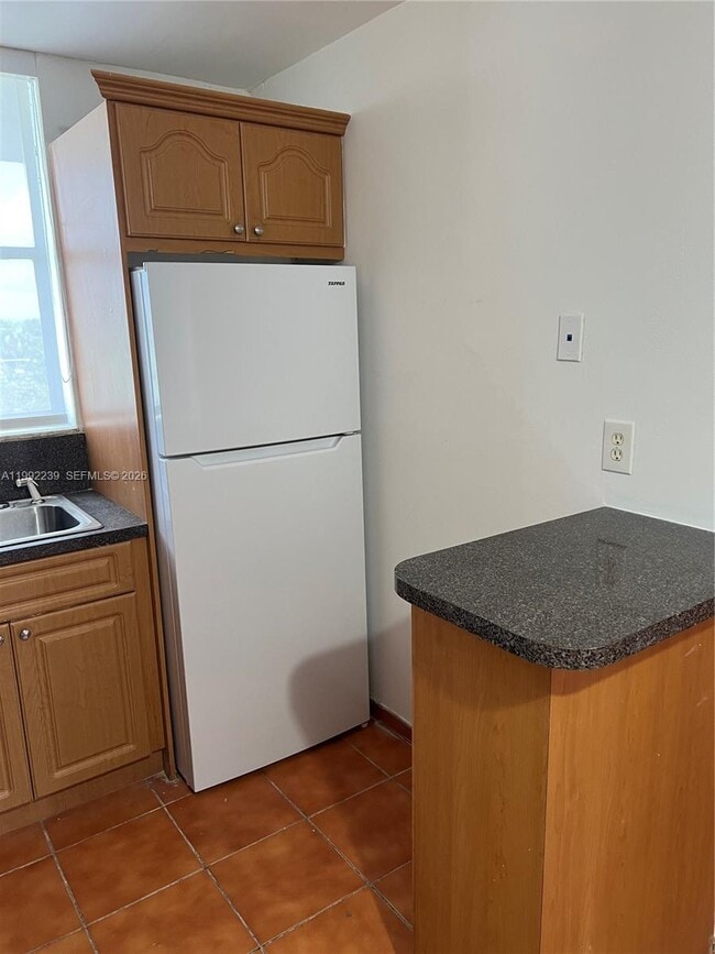 Photo - 1801 S Treasure Dr Unidad 512A